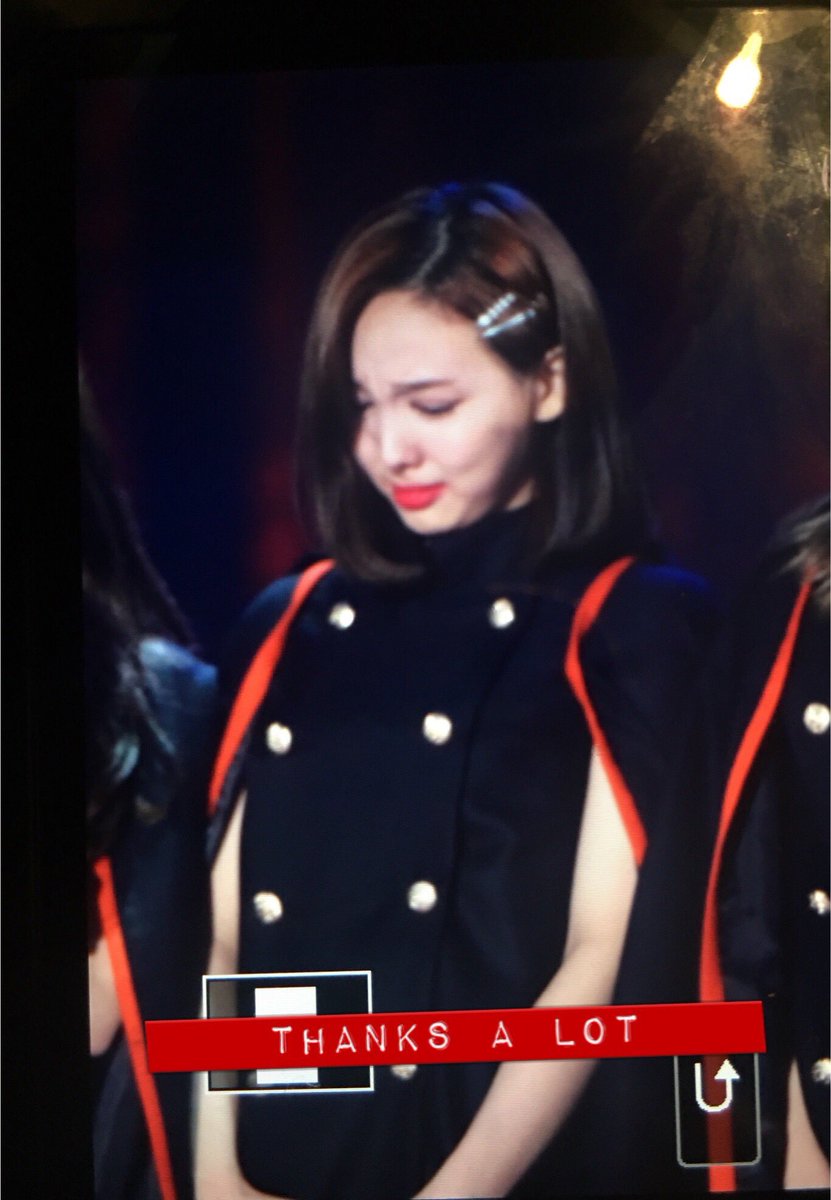 [트와이스] 울지마 나봉ㅜㅜ | 인스티즈