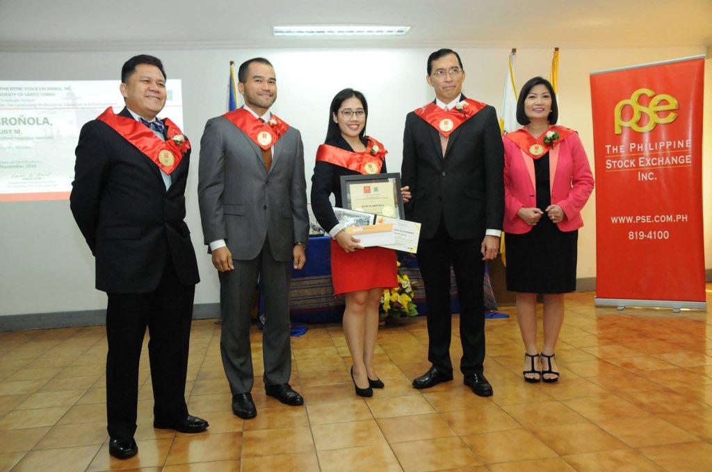 rubybronolaph's tweet image. 8th PSE-UST CSS closing ceremony #blessed #pse #bullish #phil63