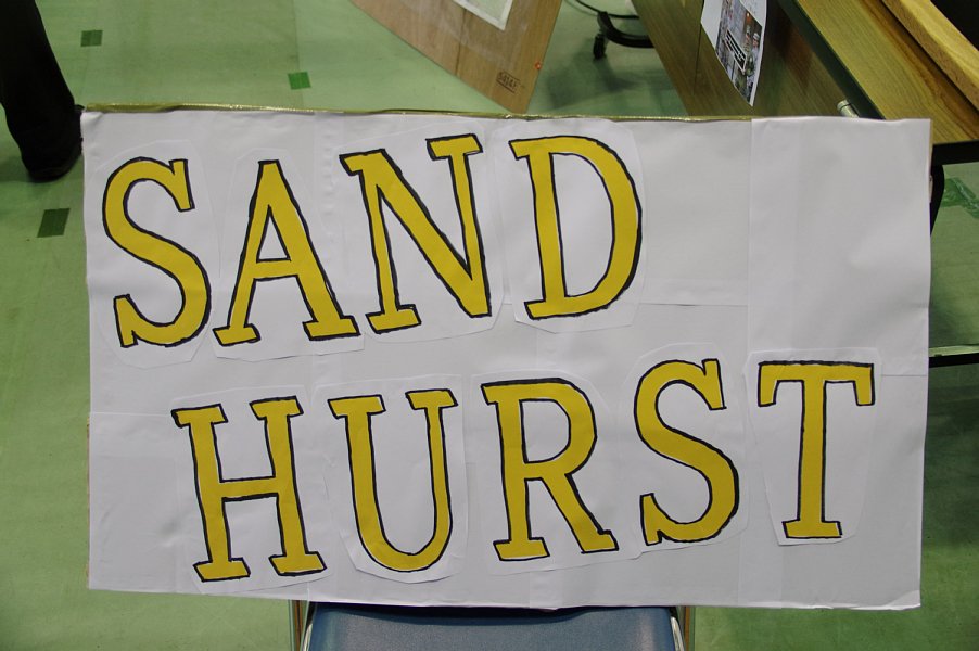 Kou 16 11 19 土 防衛大学校開校記念祭 文化祭展示 総合体育館 サンドハースト競技会の紹介ブースがあり色々とお話を伺いました サンドハースト は英陸軍士官学校の名前ですが 競技会自体は米陸軍士官学校であるウェストポイントで開催されます