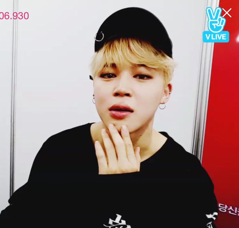 parkjiminslips tweet picture