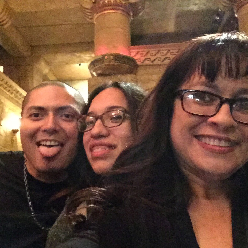 Valerie_Romo's tweet photo. Had tons of fun last night & meet @ViejaPastrano11 @TitoPastrano #BMS5 @TheAztecTheatre https://t.co/Lwu6cdonxx