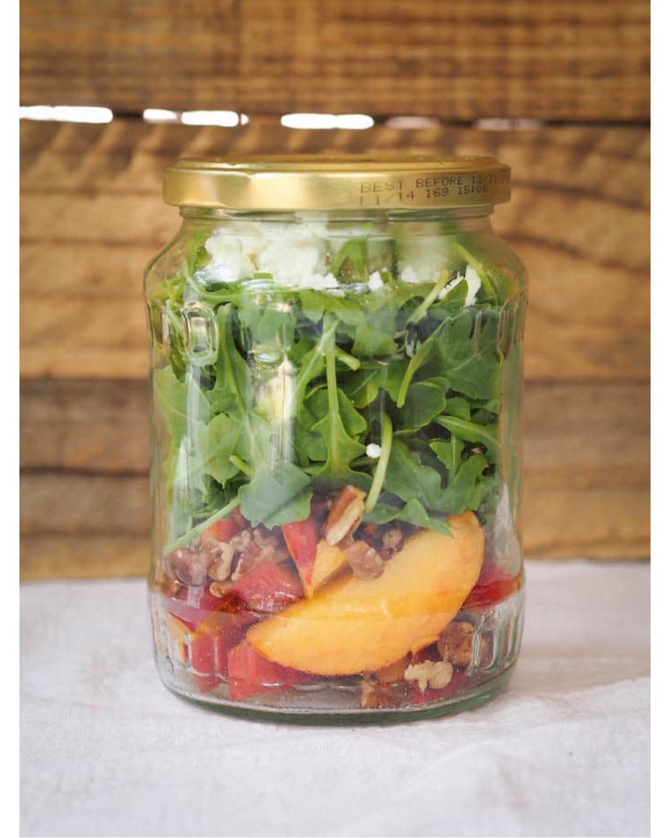 Ja_Mir_'s tweet photo. Use old jars for great personal salads #organization #kitchen https://t.co/oBeiTiQvpf