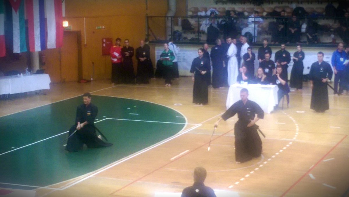 zanshinmdojo's tweet photo. Medalla para España! Antonio Luque consigue un tercer puesto en Shodan! Enhorabuena! Sale Luis Aranda en nidan.#EIC2016 #larojaconkatana https://t.co/J80vbIgXZP