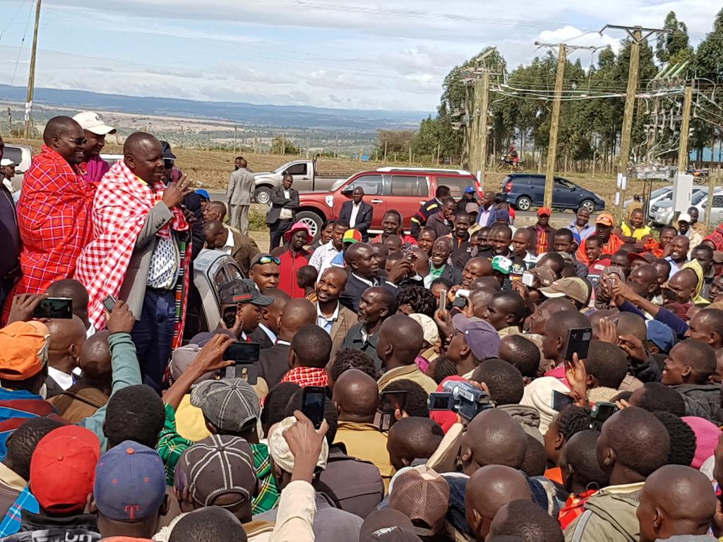IsaacRutoGov's tweet image. Later in the afternoon, we made another stopover at Ololung'a, Narok South Constituency