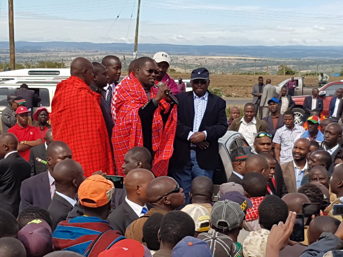 IsaacRutoGov's tweet image. Later in the afternoon, we made another stopover at Ololung'a, Narok South Constituency
