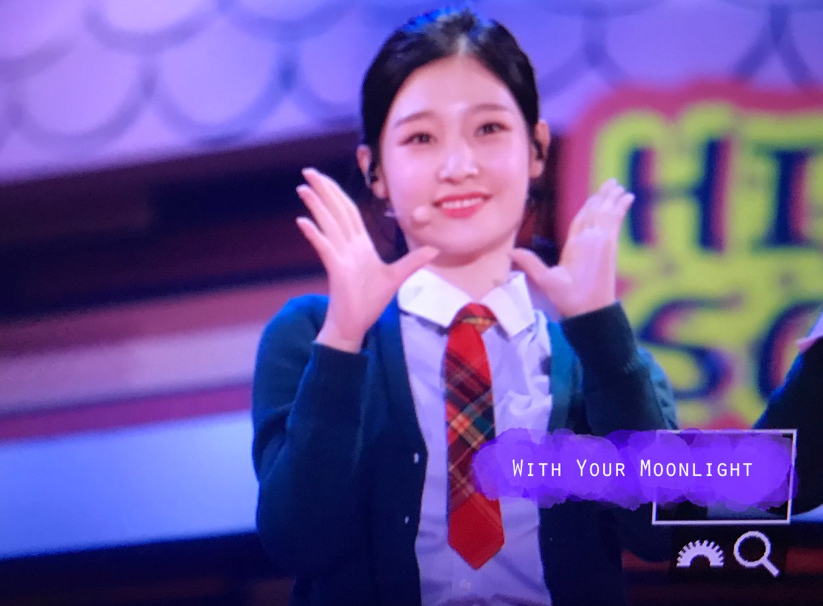 1201_WYM's tweet photo. 요번 멜론뮤직어워드(MMA) 신인상에 대한 멜론의 규명을 요청합니다.
아이오아이가 어떠한 부분에서도 뒤쳐진 성적이 없는데도 어떤 부분이 부합한지 해명과 가수석, 레드카펫에서 제외하고 푸대접한 부분에 대해서 사과를 요청합니다. https://t.co/XiUTBcU1qL