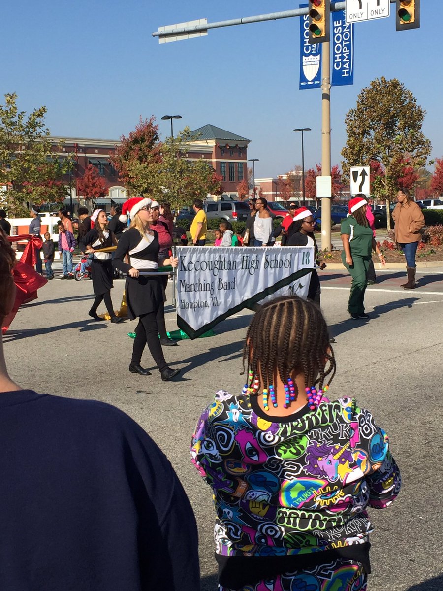 DwayneLLucas's tweet photo. I'm so proud of my Warrior Band! #coliseumcentral #holidayparade @KecoughtanBand @principalkhs @KecoughtanHigh https://t.co/NR4g7mXcqk