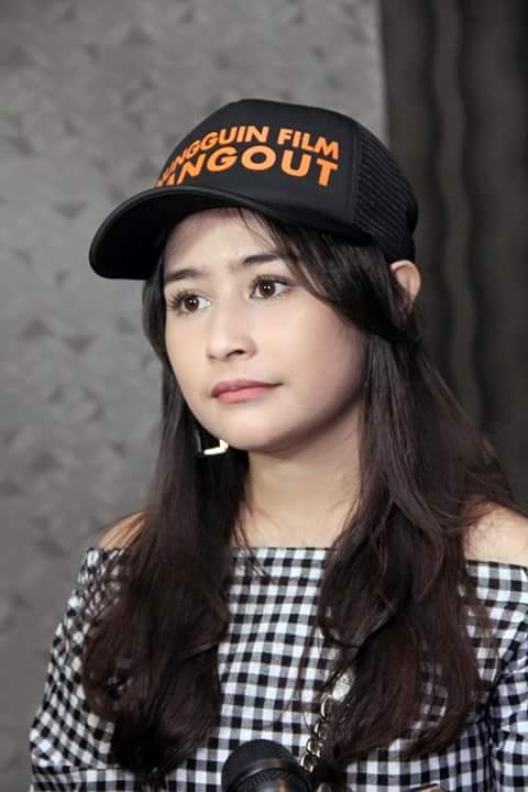 PutriLtuconsina's tweet photo. Knpa yaa gua syang banget sma dia @PrillyBie @tiaaamelia_PV @TeamUpPrillvers @APDS_Community @PrillyFans5 https://t.co/9Mms5slSMd