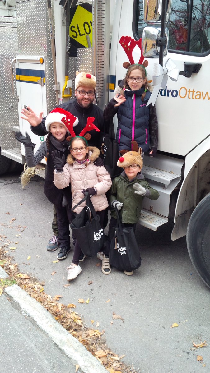 hydroottawa's tweet photo. We are ready to go!! #HSTP2016 #CommunitySpirit https://t.co/LXBJrQ62FN