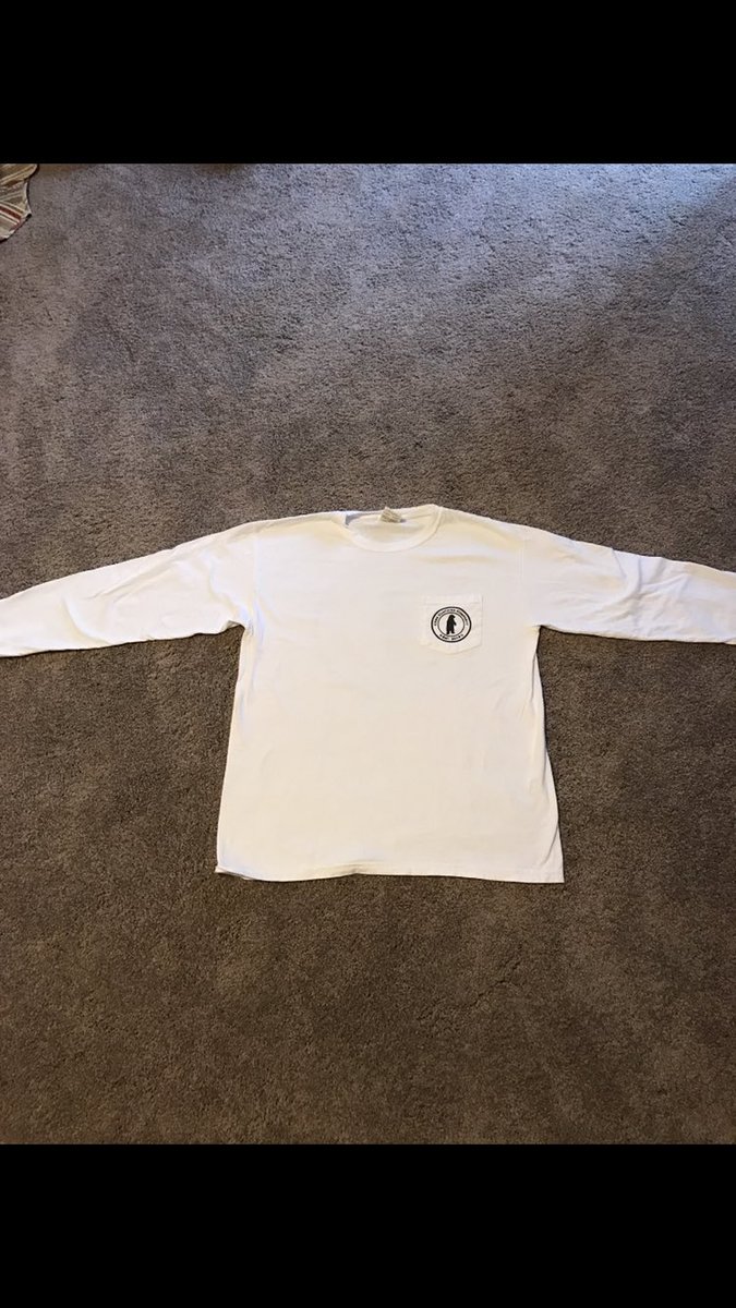 denclothingco's tweet photo. Long sleeve pocket tees and hoodies are now available! 
 
Long sleeve: $25 
Hoodie: $35

DM us your orders and get them while they last! https://t.co/McuqeDY7m7
