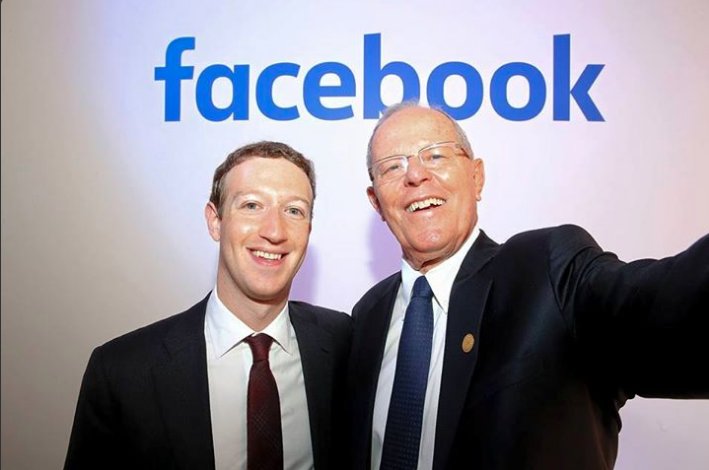 LatAmericaNews's tweet photo. The latest selfie of Mark Zuckerberg and Peruvian President Pedro Pablo Kuczynski at the #APEC conference. https://t.co/nHK6PO2clW