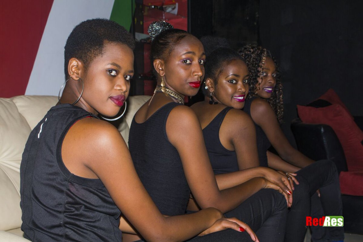 The_Africanmall's tweet photo. Natural beauty not so easy to find but we got it #RedResModels https://t.co/Ou47F93HvH