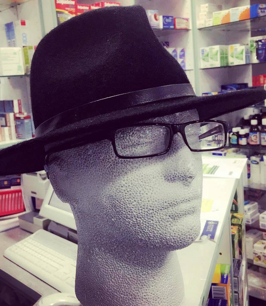 DigitalPhamcist's tweet photo. When you need all the accessories
#HatAtWork https://t.co/DHYBoOth68 https://t.co/nXi6OeQPiO