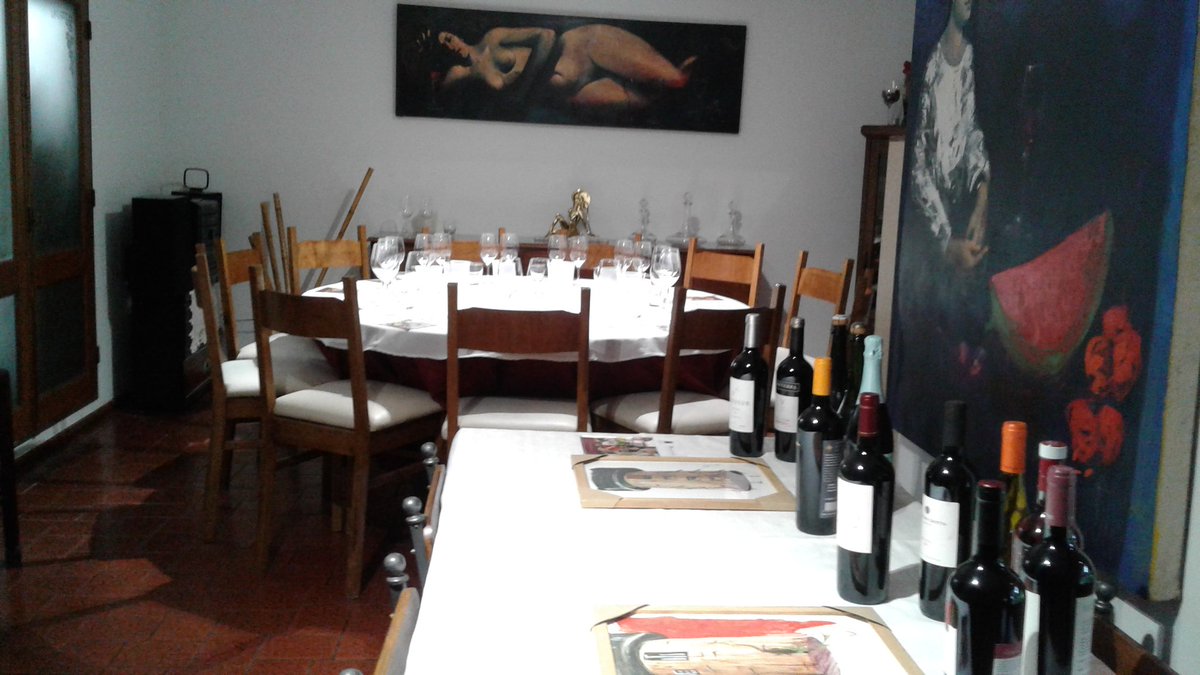 En minutos comenzamos #Cata de Vinos de diferentes altitudes. #Terroir #EntrenamientoSensorial Todo listo!!!