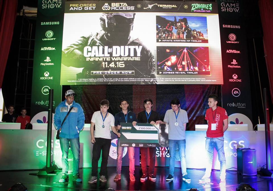 ColGameShow's tweet image. El equipo XCRO, quedaron subcampeones de nuestro desafío Call of Duty y ganaron $2.500.000 como premio. #EnCGS2016