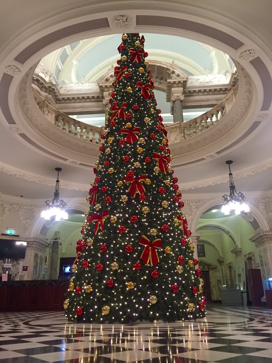 BrianKingston's tweet image. The beautiful Christmas tree and decorated staircase inside of City Hall @belfastcc #FindYourBelfast