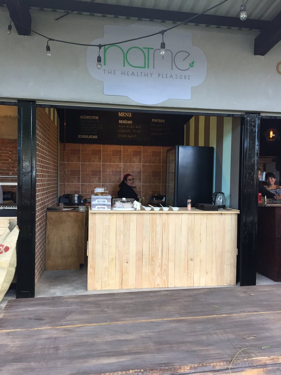 natmeqro's tweet photo. Estamos felices!!! Ya abrimos #natme #thehealthypleasure #veganfood https://t.co/Zn2SpnV4GM