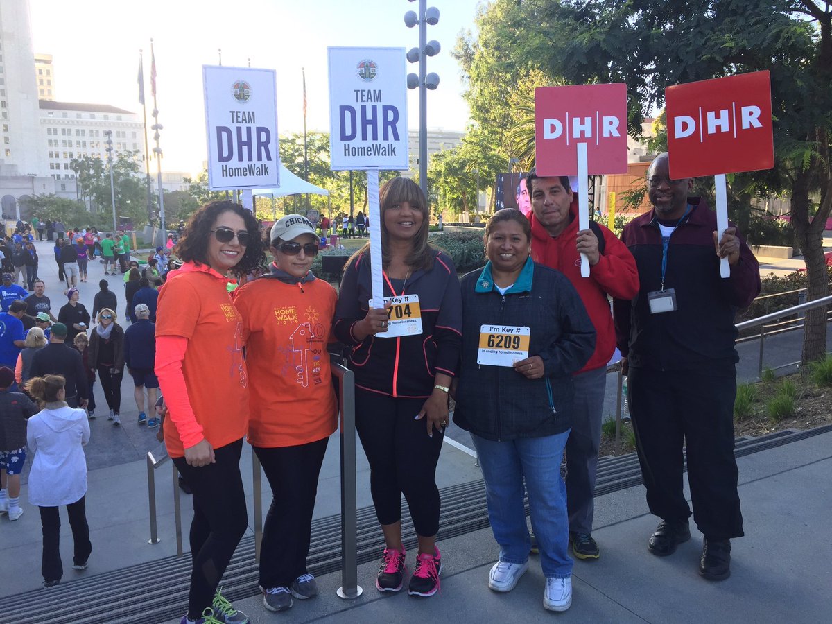 LACountyDHR's tweet photo. We joined @CountyofLA, @mridleythomas, & @LAUnitedWay at #HomeWalk2016 in our continued fight to #endhomelessness. #mydayinla #teamlacounty https://t.co/qY5V0ZClu2
