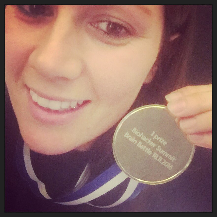 Believe it or not I won the #BrainBattle with <a href="/ReidarWasenius/">@ReidarWasenius</a> at the #BHSUMMIT 🏅gold medal! It's all about Biohacking to help your brain! 😇