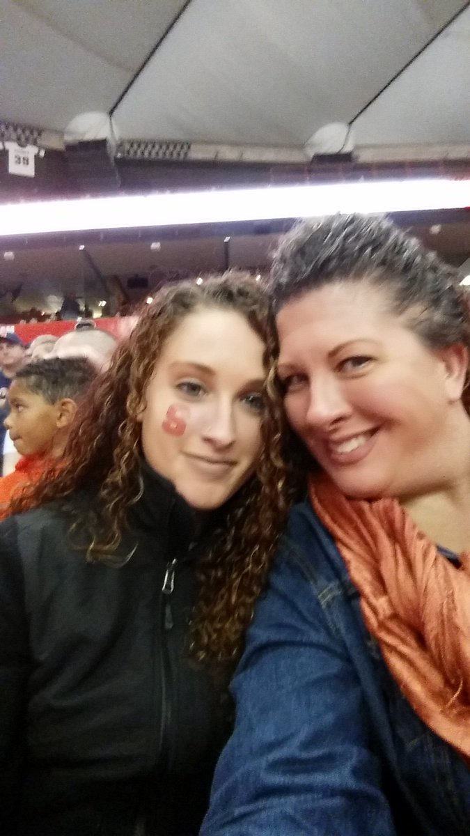 stones4ever1's tweet photo. Last Home game in the Dome..."GO ORANGE"!!!! #orangenation https://t.co/GlfVDck0EC