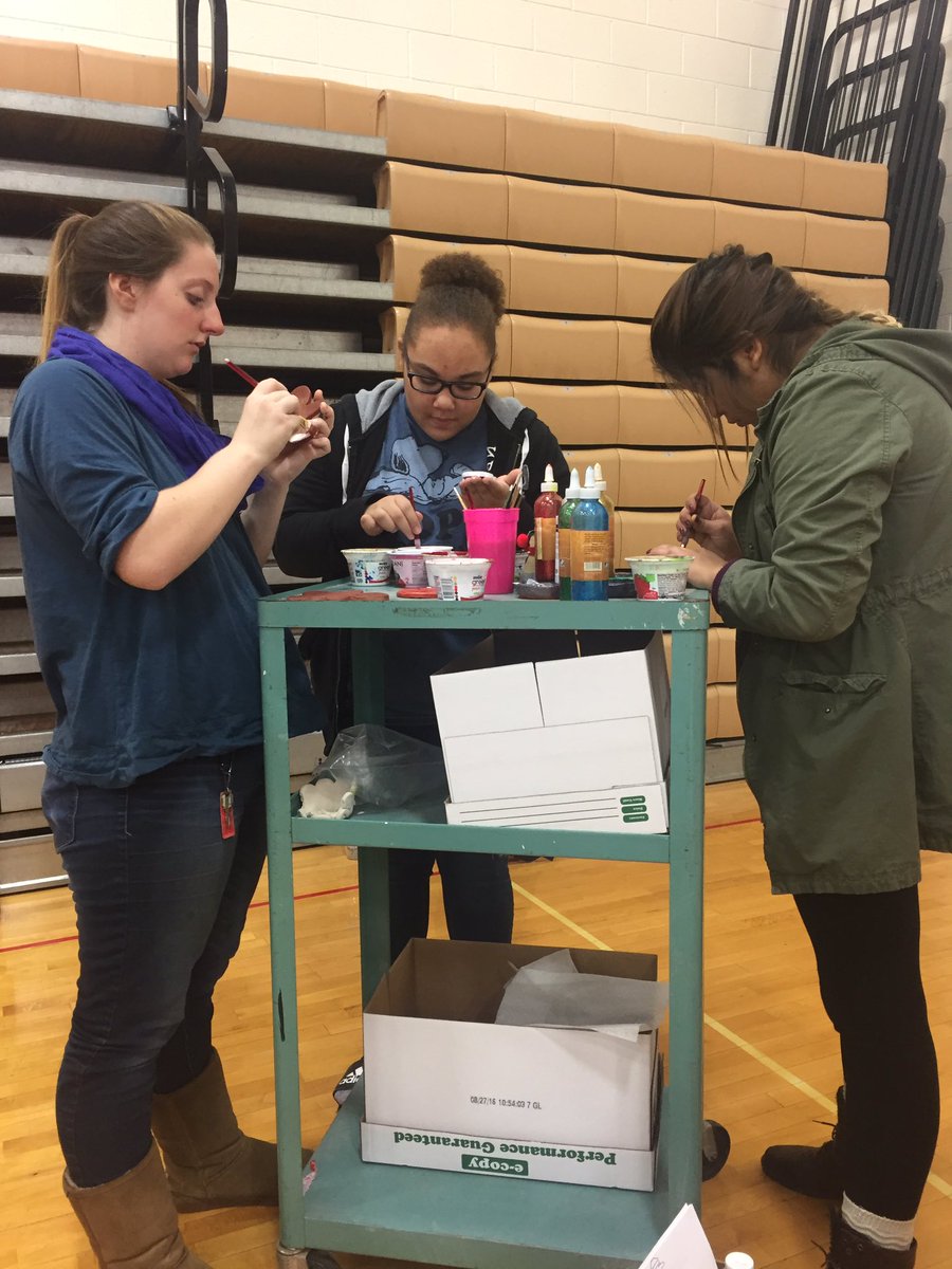 haychurch33's tweet image. S/O to the Art Club members who helped sell/paint ornaments at the @Plymouth_base bazaar! We still have some left! #PHSArtClub