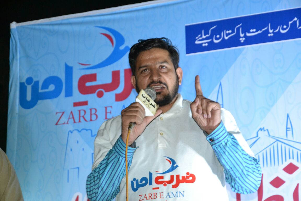 mazharalvi299's tweet photo. ڈاکٹر طاہر القادری کی یوتھ شہر قائد کراچی میں ضرب امن کا پیغام مختلف ٹاءونز میں پہچاتے ہوئے https://t.co/lMWKr5hEs3