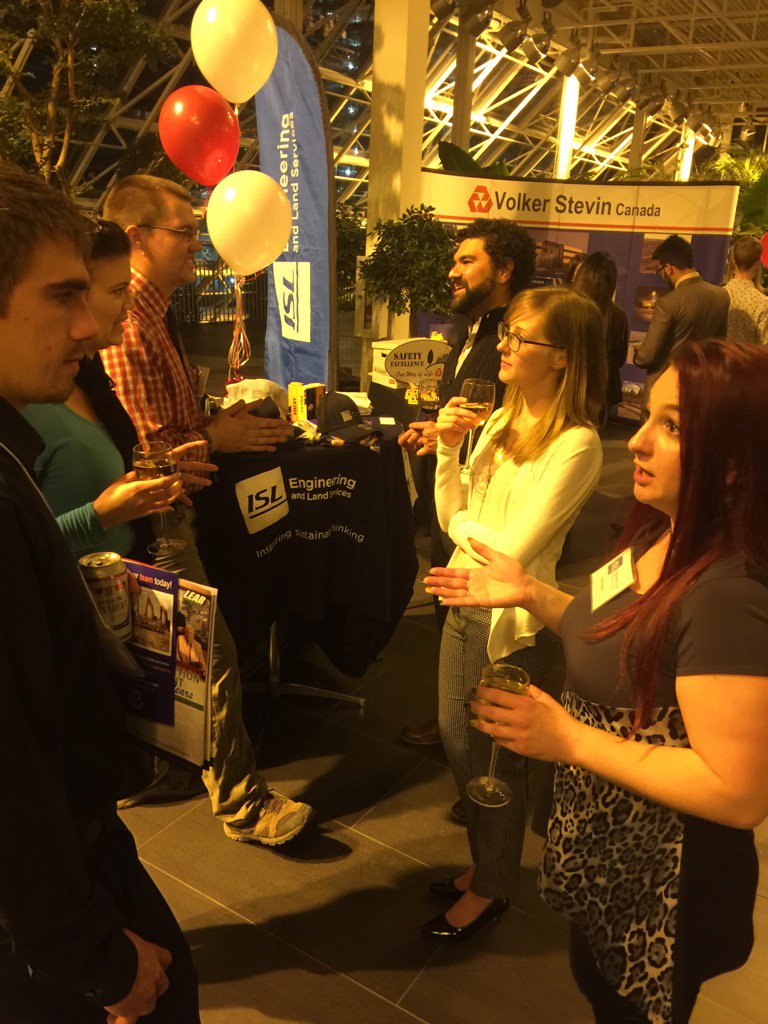 MarlenBuitelaar's tweet photo. Spreading the good word about ISL to prospective recruits at Industry Night. #ISLlife #SAITCPM https://t.co/jXkTspFcXl