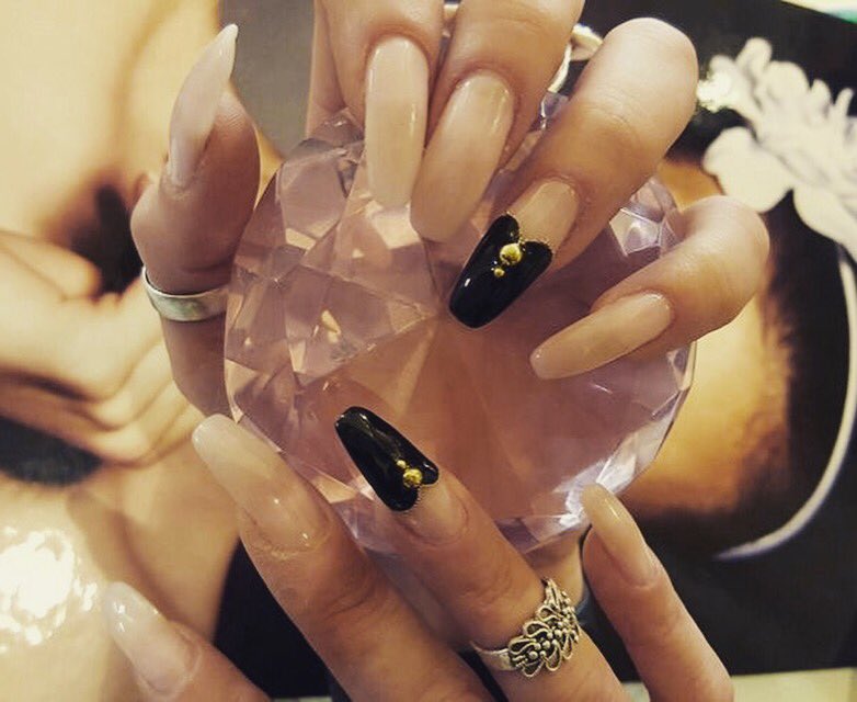 eve_supply's tweet photo. #nails #robynails #robynailsgel #italy #professional #durable #eveitaly#nailart #nailsalon #nailtechnition #spa #highend https://t.co/2uHSMESCw2