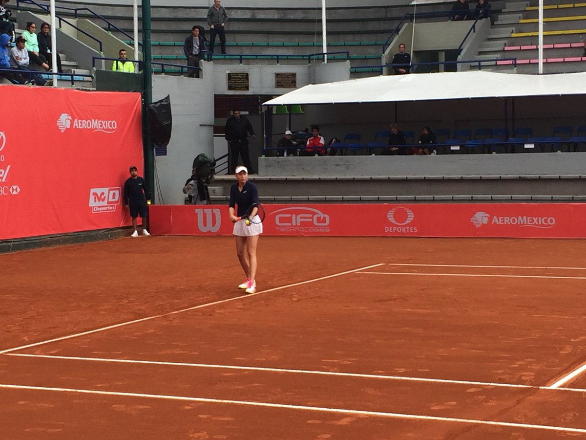 AbiertoJuvenil's tweet photo. Taylor Johnson (USA) adelante en el segundo set 3-2. #AJMEX #tenis #cdch #itfjuniors https://t.co/GWttV07R2o