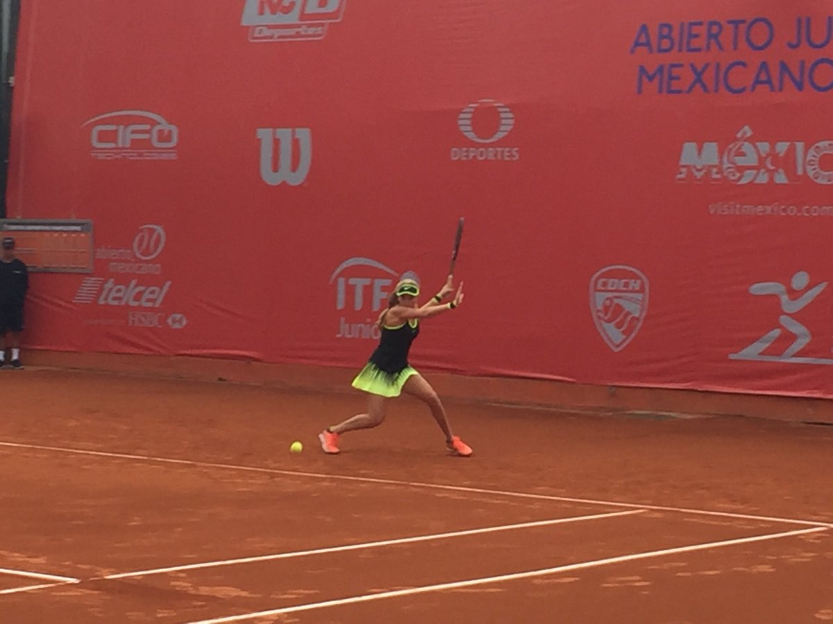 AbiertoJuvenil's tweet photo. Taylor Johnson (USA) adelante en el segundo set 3-2. #AJMEX #tenis #cdch #itfjuniors https://t.co/GWttV07R2o