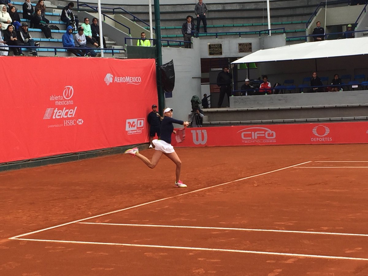 AbiertoJuvenil's tweet photo. Taylor Johnson (USA) adelante en el segundo set 3-2. #AJMEX #tenis #cdch #itfjuniors https://t.co/GWttV07R2o