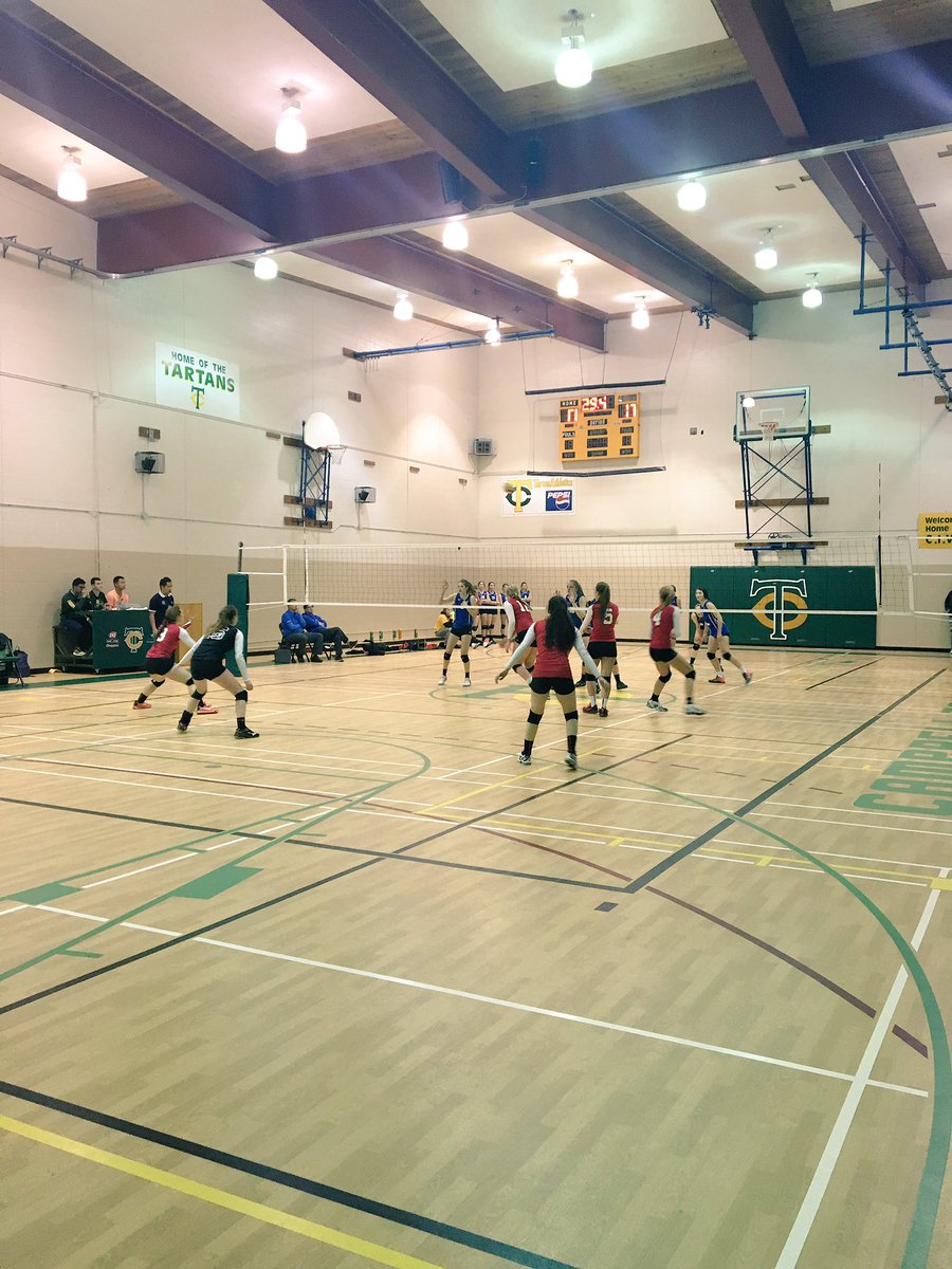 stacelaing's tweet photo. Great to be able to catch @PACarlton girls volleyball play in provincials this weekend. Definitely making me feel old haha 👵🏻 https://t.co/zfnbn0lFPv