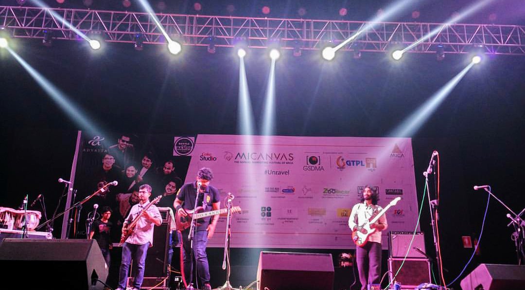 Studio7Mica's tweet photo. And our last band "Labyrinth" concluded the battle with a bang! Up next @advaitamusic live. We don't want this night to end. https://t.co/jcJFwR07Y4