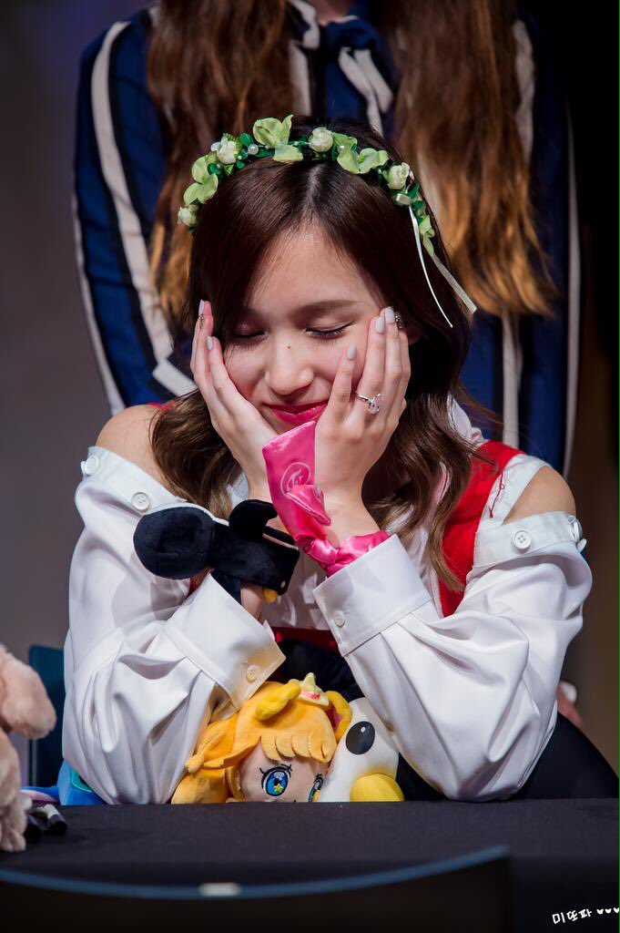 minapics's tweet photo. 161114 https://t.co/XALY50wojk