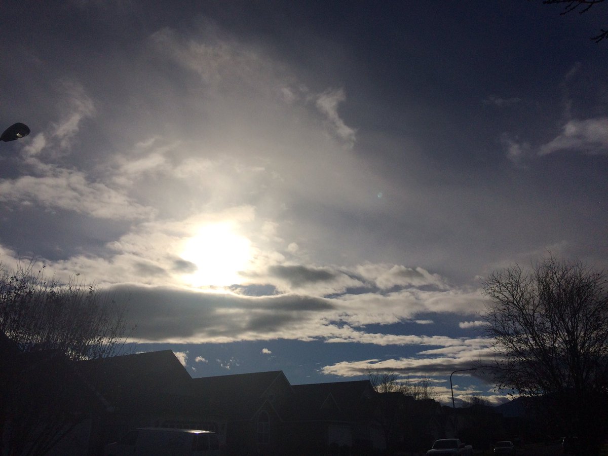 EDENAMORE22's tweet photo. It was a pretty &amp; a windy run #prettywindy https://t.co/EiSchsxrNp