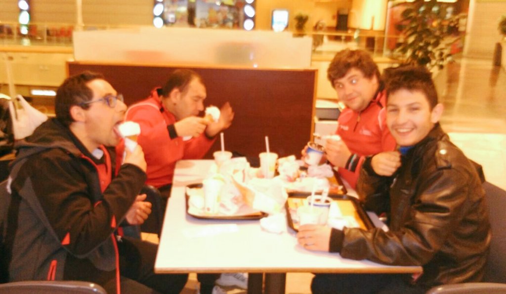 Brianclubdepor's tweet photo. Pasamos la noche en Ponferrada gracias a #aspronabierzo y competimos por la mañana! Hemos disfrutado un montón! https://t.co/65HoNwdPvK