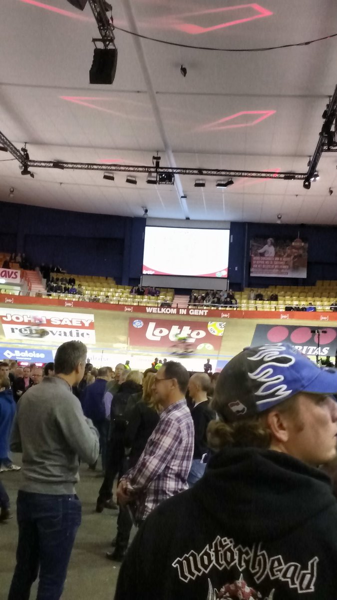 carlallsop1's tweet photo. Boom get in Ghent 6 days. Getting ready for the main event. Never seen @bonnett_andrew smile so much.
#TrackGeek. https://t.co/1tkrQrB7dY
