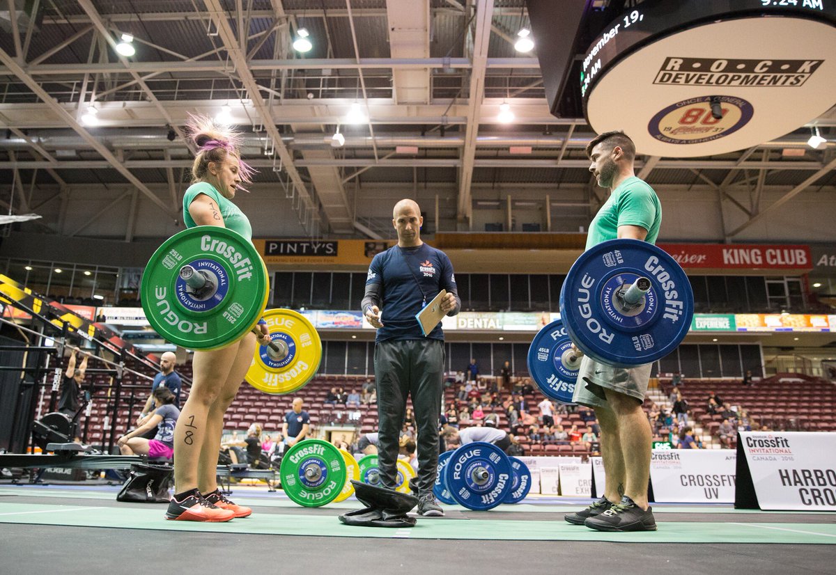 CrossFit's tweet photo. Watch the affiliate competition LIVE: https://t.co/xt7AKbIUMS https://t.co/IhonnaibdN
