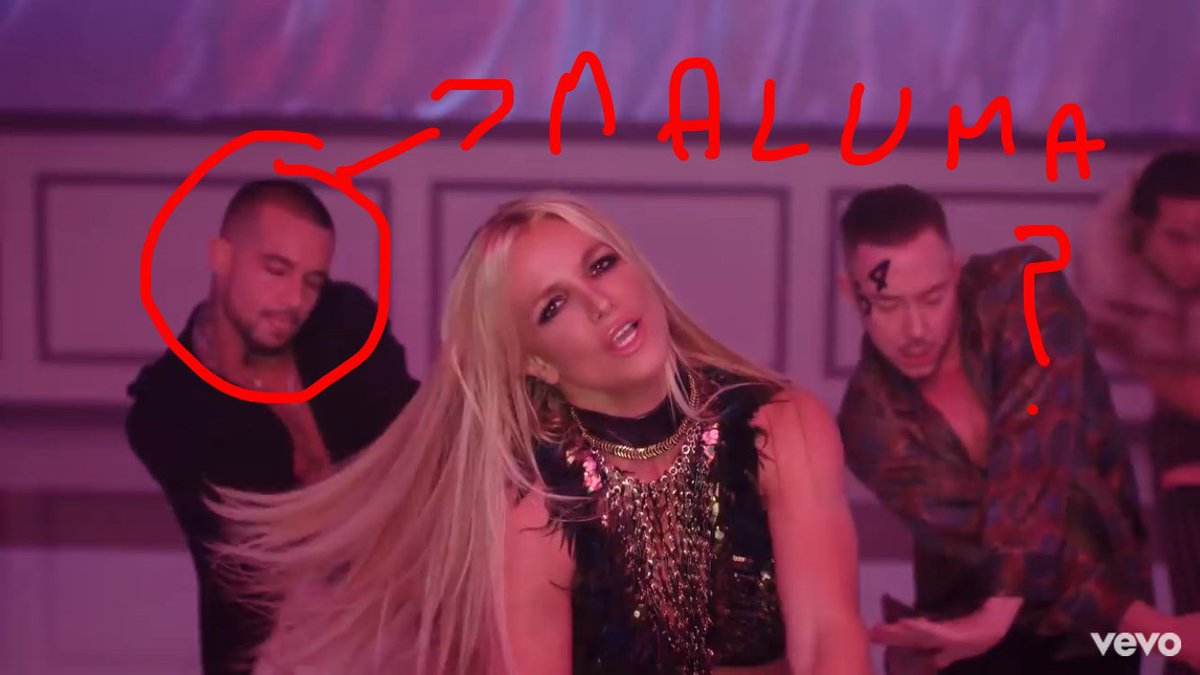 guilleahrens's tweet photo. Ni Maluma se pudo resistir ante #SlumberParty #SlumberPartyVideo de la única @britneyspears https://t.co/f9hAL0PXwk