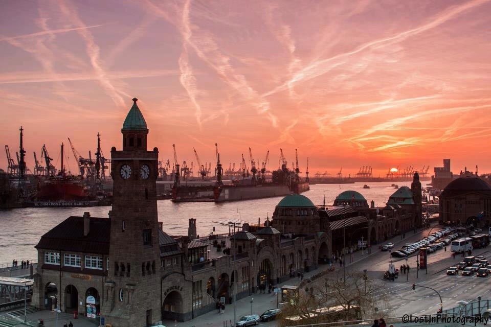 SteerMark's tweet image. The climate isn't changing, it's being changed...and the people doing it have names and addresses.
Geoengineering