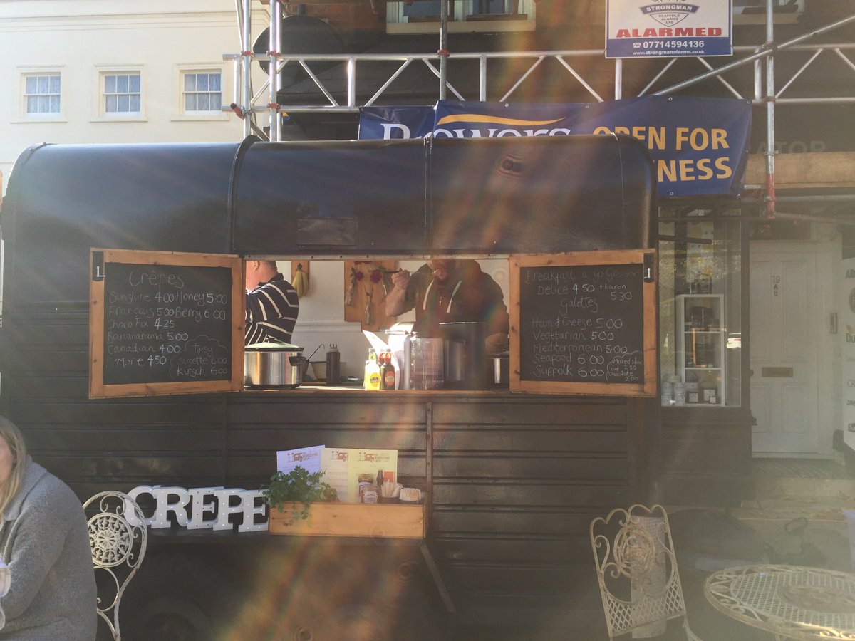 CrepeWandering's tweet photo. @EatChiswickW4 See you there on Sunday 20th with Mulled Wine and Crêpes to delight https://t.co/g5SWe8oaAG
