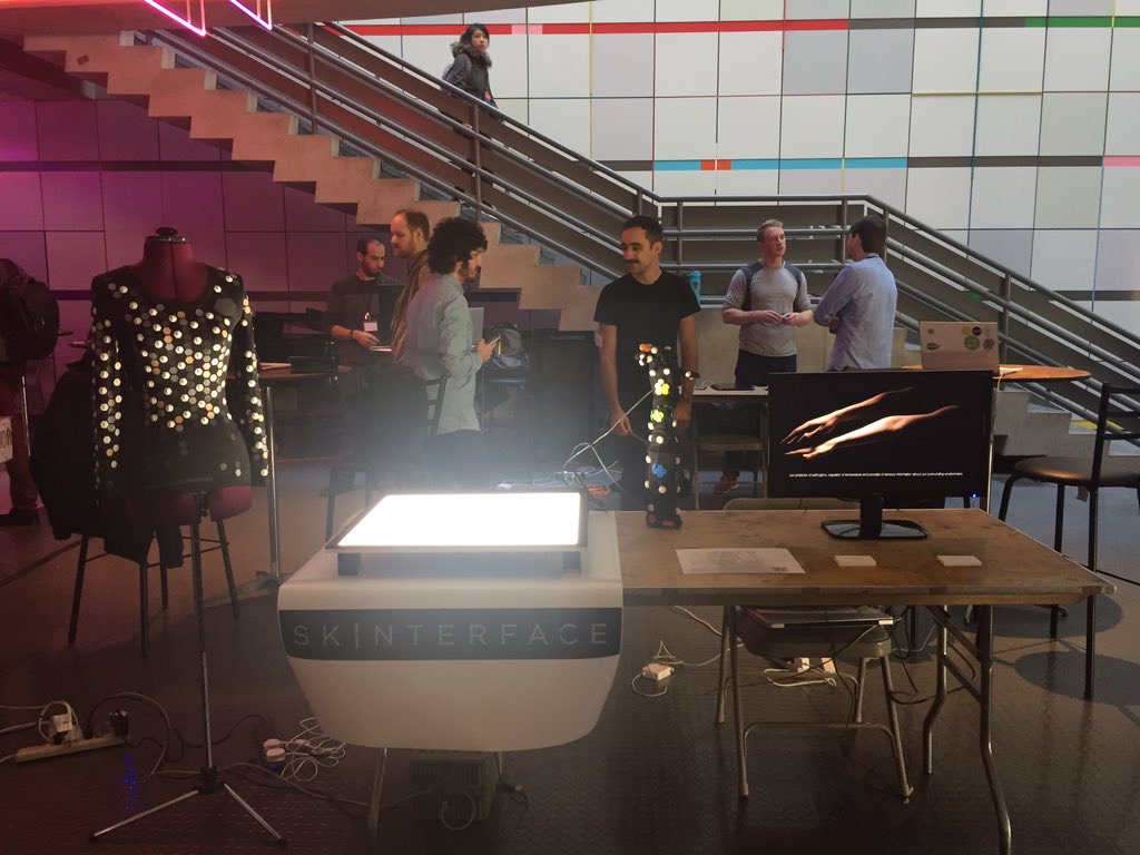 The_FTR_'s tweet photo. #skinterface is live at #HackingArts2016 at @medialab !! Come by the List Center before 5pm today to feel #VirtualReality https://t.co/94s6fwLM4i