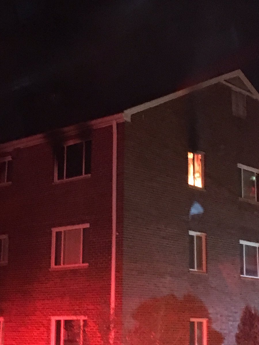 ArlingtonVaFD's tweet image. Busy day for the #SouthBattalion yesterday with 3 working fires in 24 hours. Strong work by all crews! #AwaysHere4U #ACFD