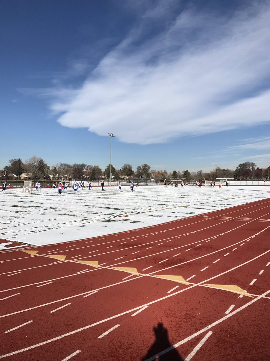 KirkMonroe4's tweet photo. 2019 DoCo Devils take game 1 of the DU Challenge, 8-1. Nothing like playing in the snow! https://t.co/gi9GWymBQL