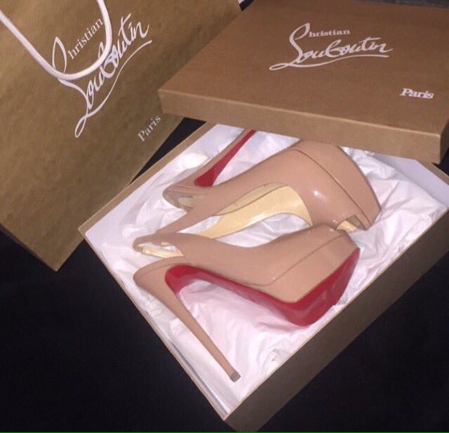xStephi__'s tweet image. Love my new Louboutin Heels for @Harrsons 

Check them out for all new season releases.