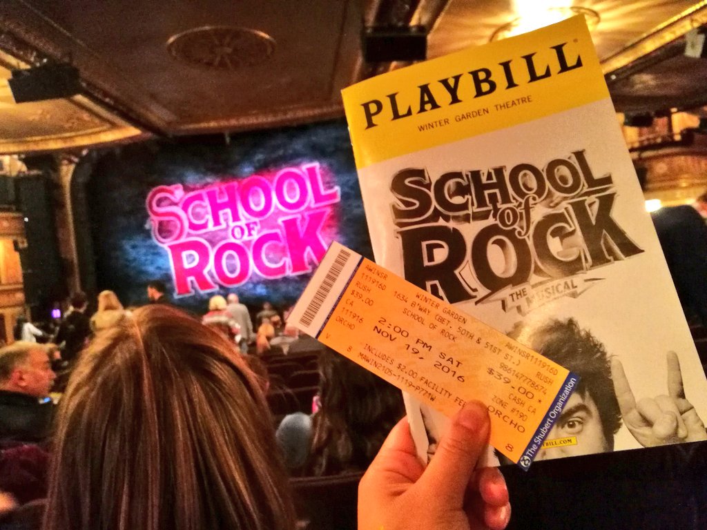 thekiwicouple's tweet photo. Yesss we got #rushtickets to #SchoolOfRock 😍🤗 pretty darn excited.  #BroadwayBaby #NYC #musicalobsessed #cheaptheatre #budgettravel https://t.co/5tQGFQscCn