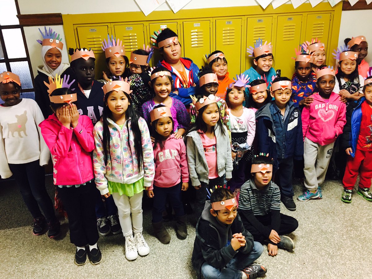 QynneKelly's tweet photo. Thanksgiving themed #SaturdaySchool @AmosHiatt @DMschools #ELLSTRONG https://t.co/wdCmsWA9MB