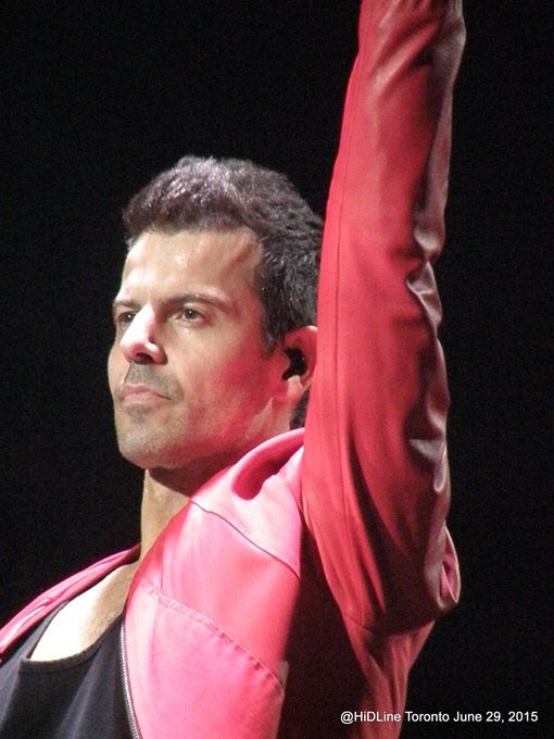 BloquitaTurnOns's tweet photo. Happy Saturday! ❤️ @jordanknight https://t.co/5aIhg8GHSS