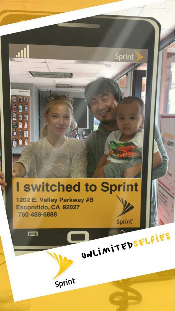 Happy new customer swtiching over to sprint with brand new galaxy s7 #byeatt #bogo #gaxalys7 <a href="/amatti12/">Samira Sam</a> @BernardArabo @dinozervoulakos