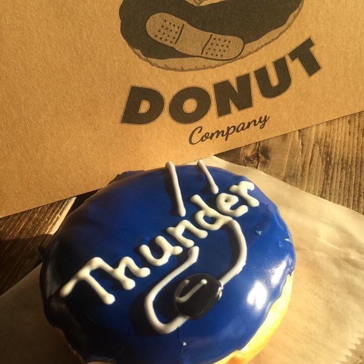 Wichita_Thunder's tweet image. Did you get your @hurtsdonutict Thunder donut today? #ThunderNation #wichitaproud #localsu… ift.tt/2fs2aVM